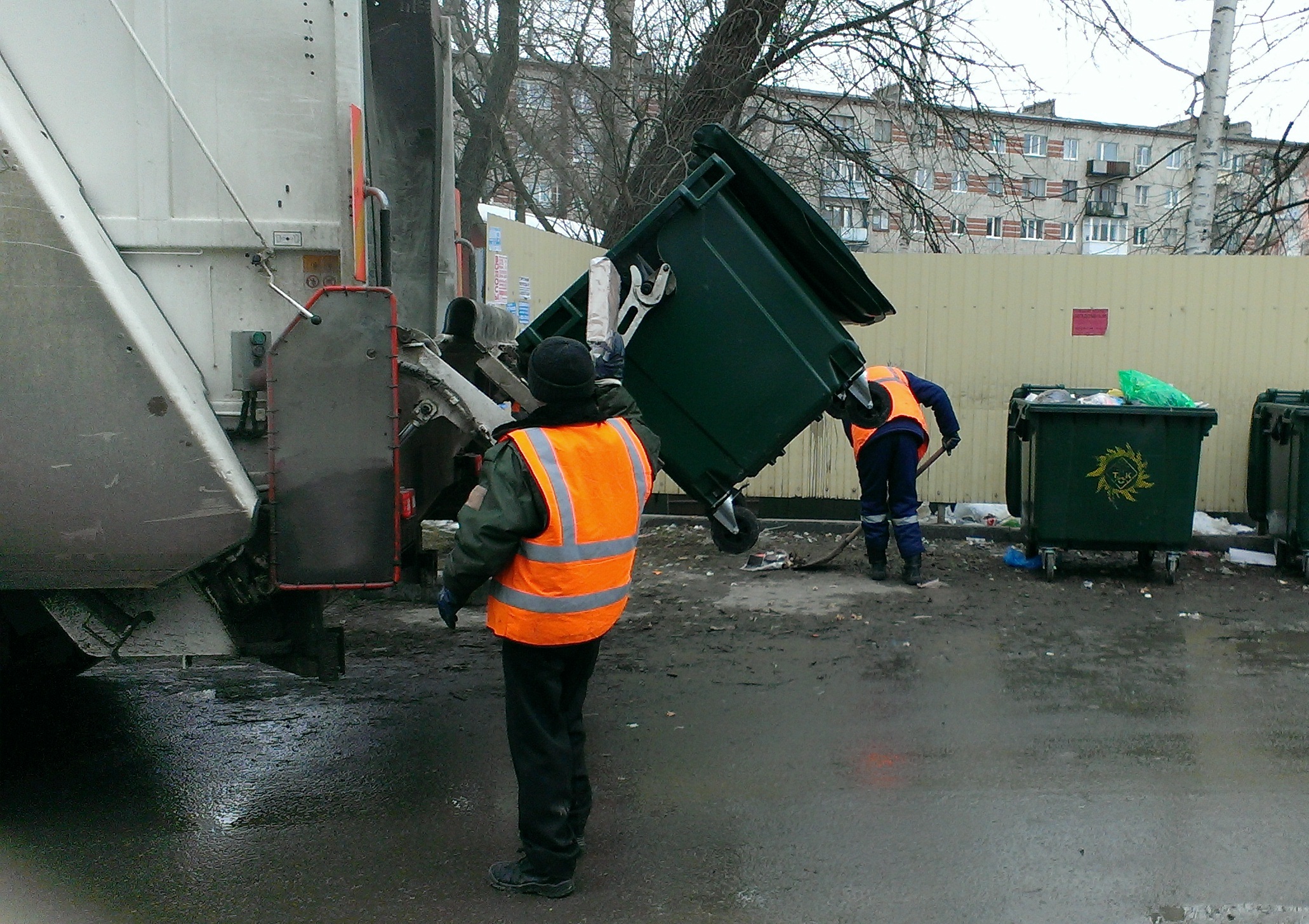 вывоз мусора в Московской области