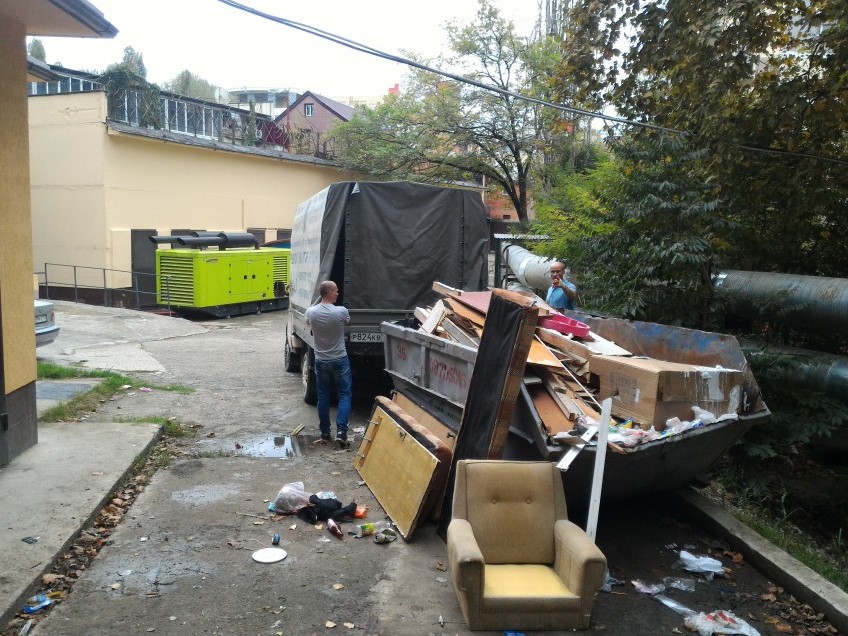 Вывоз строительного мусора в Щербинке
