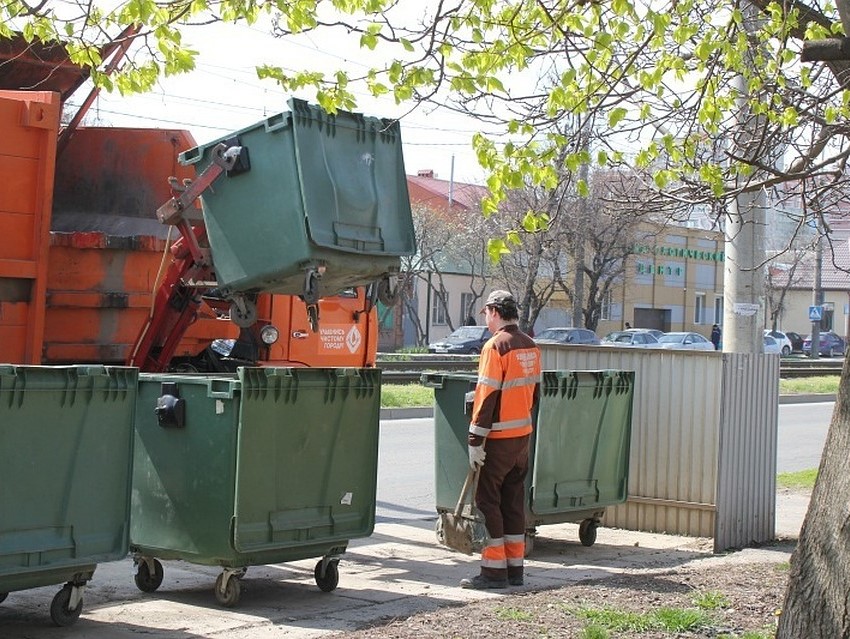 Вывоз мусора контейнером 8 м3 в ЦАО Москвы